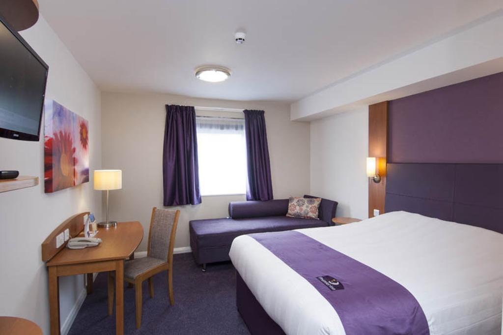 Premier Inn Birmingham City - Aston المظهر الخارجي الصورة